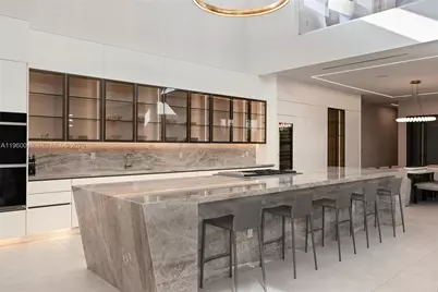 723 NE 77th St, Miami, FL 33138 - Photo 14