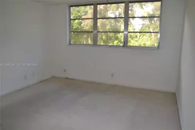 300 S Hollybrook Dr #203, Pembroke Pines, FL 33025 - Photo 14