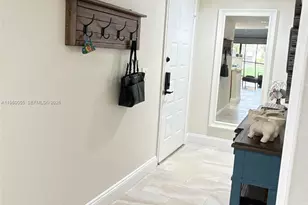 437 Lakeview Dr, Weston, FL 33326 - Photo 8