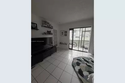 10541 NW 10th St #103, Pembroke Pines, FL 33026 - Photo 6
