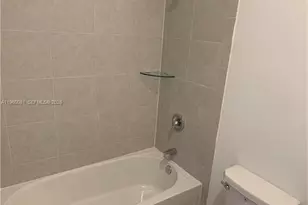 2667 SE 28th Dr, Homestead, FL 33035 - Photo 12