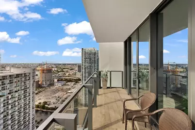 88 SW 7th St #3410, Miami, FL 33130 - Photo 18