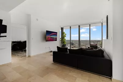 88 SW 7th St #3410, Miami, FL 33130 - Photo 8