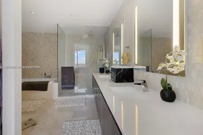 88 SW 7th St #3410, Miami, FL 33130 - Photo 14