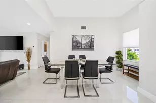 31 SE 12th St, Pompano Beach, FL 33060 - Photo 4