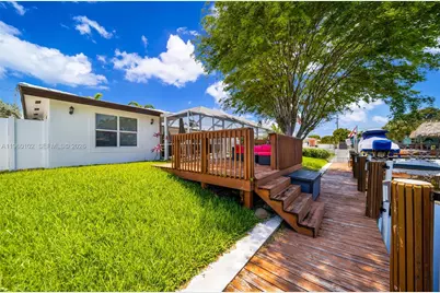 31 SE 12th St, Pompano Beach, FL 33060 - Photo 40