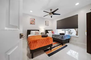 31 SE 12th St, Pompano Beach, FL 33060 - Photo 22