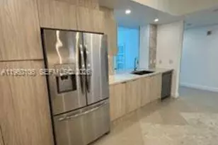 3330 NE 190th St, Aventura, FL 33180 - Photo 8