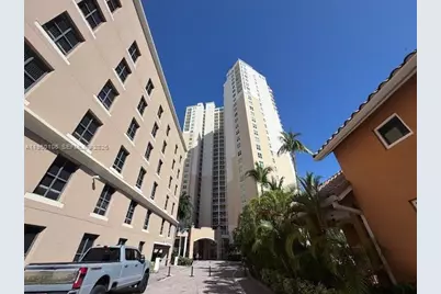 3330 NE 190th St #1815, Aventura, FL 33180 - Photo 32