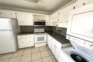 7830 NW 33rd St, Davie, FL 33024 - Photo 2