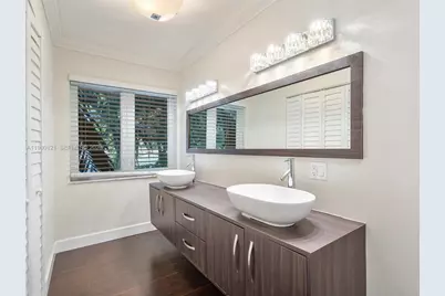 5517 Sardinia St, Coral Gables, FL 33146 - Photo 28