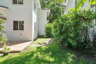 5517 Sardinia St, Coral Gables, FL 33146 - Photo 42