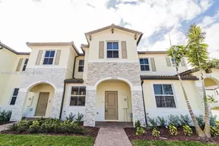 2620 SE 28th Dr, Homestead, FL 33035 - Photo 2