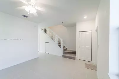 2620 SE 28th Dr #2620, Homestead, FL 33035 - Photo 6