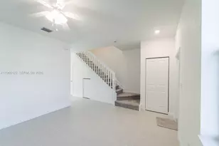 2620 SE 28th Dr, Homestead, FL 33035 - Photo 6