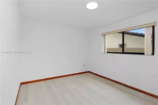 2220 SW 90th Ave, Miami, FL 33165 - Photo 20