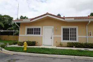 3908 SW 48th Ave, Pembroke Park, FL 33023 - Photo 2