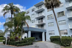 470 Executive Center Dr, West Palm Beach, FL 33401 - Photo 1