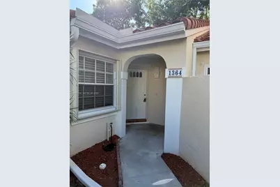 1364 Cottonwood Cir #1364, Weston, FL 33326 - Photo 8