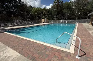 1364 Cottonwood Cir, Weston, FL 33326 - Photo 32