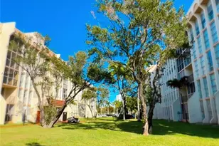 701 Three Islands Boulevard, Hallandale Beach, FL 33009 - Photo 4