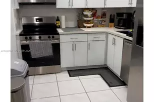 701 Three Islands Boulevard, Hallandale Beach, FL 33009 - Photo 6