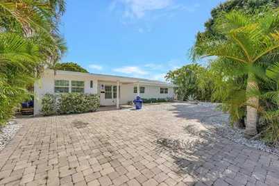 701 NE 8th St, Pompano Beach, FL 33060 - Photo 34