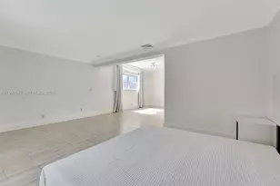 701 NE 8th St, Pompano Beach, FL 33060 - Photo 12