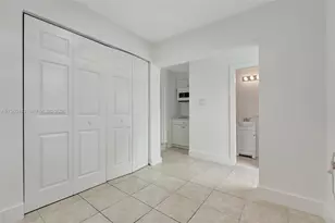 701 NE 8th St, Pompano Beach, FL 33060 - Photo 20