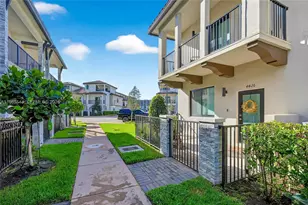 4426 NW 83rd Pkwy, Doral, FL 33166 - Photo 8