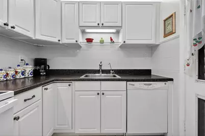 16900 NE 14th Ave #302, Miami, FL 33162 - Photo 14