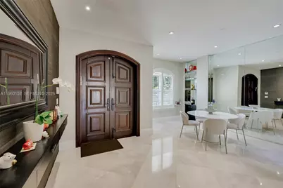 520 N Parkway, Golden Beach, FL 33160 - Photo 8