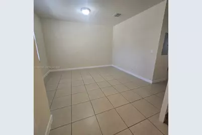9031 SW 227th St #5, Cutler Bay, FL 33190 - Photo 4
