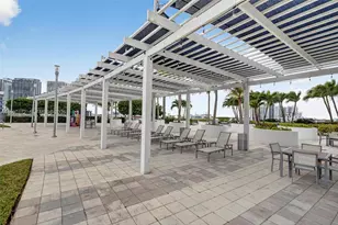 601 NE 36th St, Miami, FL 33137 - Photo 52