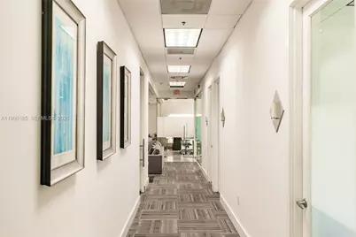 175 SW 7th St #1901, Miami, FL 33130 - Photo 20