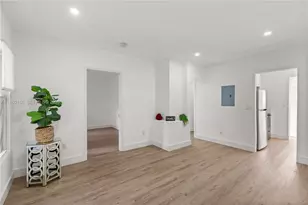 2508 SW 10th St, Miami, FL 33135 - Photo 10