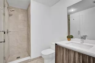 488 NE 18th St, Miami, FL 33132 - Photo 6