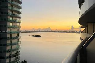 488 NE 18th St, Miami, FL 33132 - Photo 10