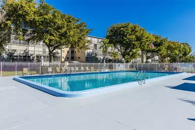 5100 Washington St #207, Hollywood, FL 33021 - Photo 4