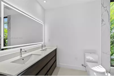 620 Solar Isle Dr, Fort Lauderdale, FL 33301 - Photo 68