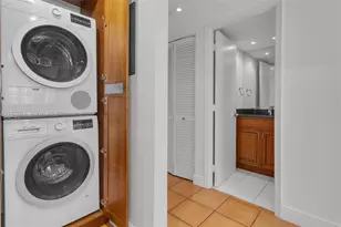 1901 Brickell Ave, Miami, FL 33129 - Photo 12