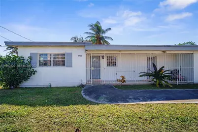 1780 NE 146th St, Miami, FL 33181 - Photo 4