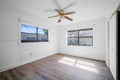 1780 NE 146th St, Miami, FL 33181 - Photo 18