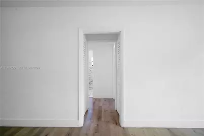 1780 NE 146th St, Miami, FL 33181 - Photo 14