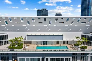 1300 Brickell Bay Dr, Miami, FL 33131 - Photo 16