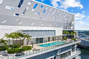 1300 Brickell Bay Dr, Miami, FL 33131 - Photo 1