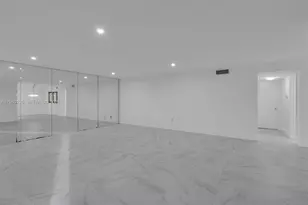 11960 NE 19th Dr, North Miami, FL 33181 - Photo 2