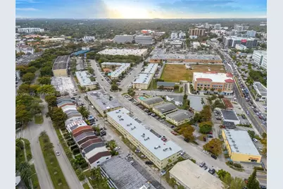 11960 NE 19th Dr #15, North Miami, FL 33181 - Photo 28