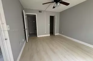 20810 NE 8th Ct, Miami, FL 33179 - Photo 14