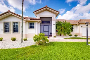 12922 SW 221st St, Miami, FL 33170 - Photo 4